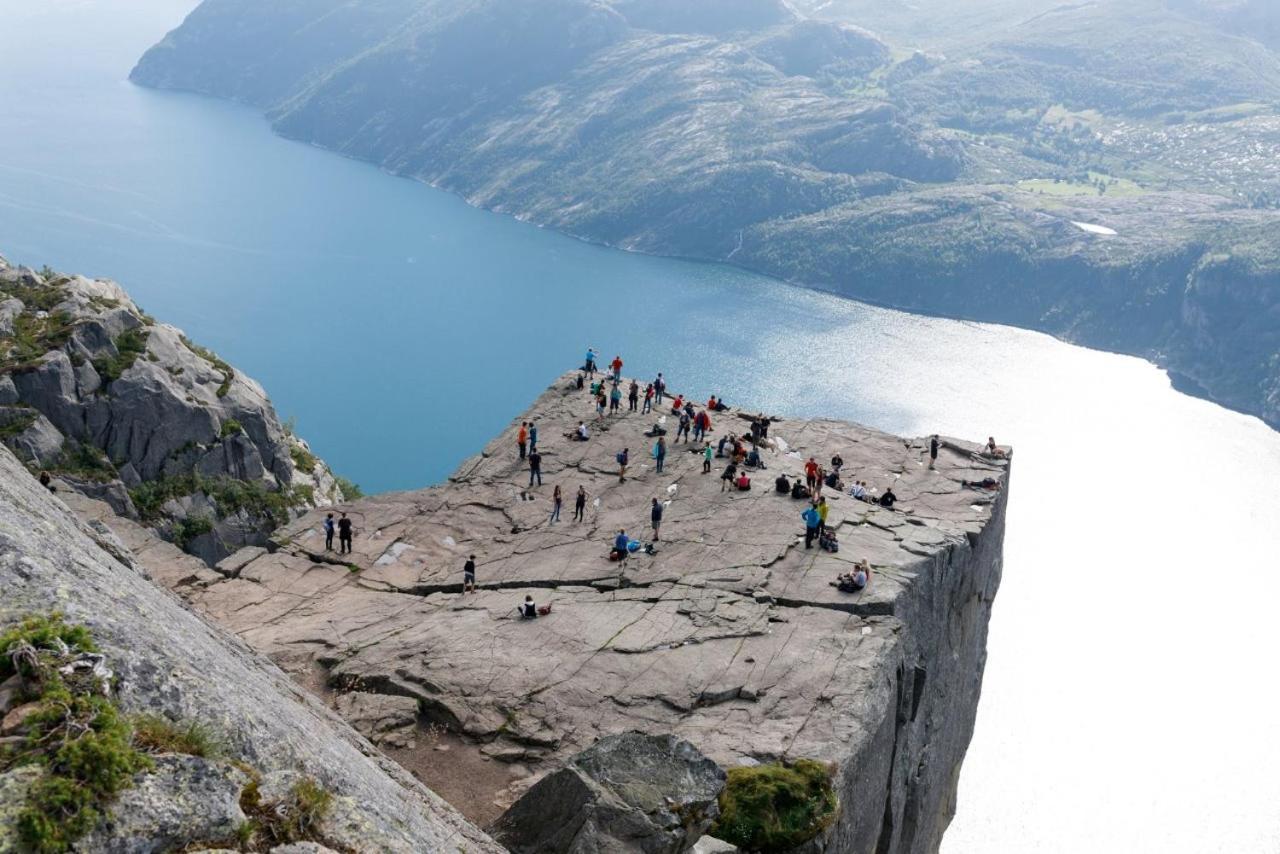 Verkshotell Guesthouse Jørpeland Exteriör bild